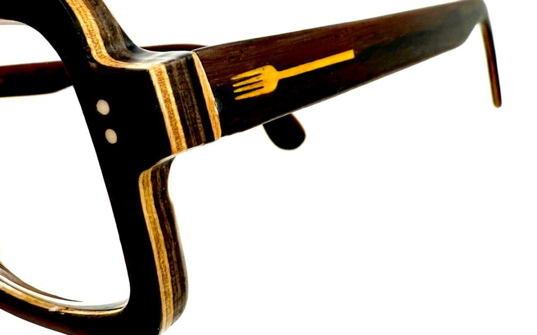 VuDuSud crée des lunettes en bois personnalisées